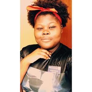 Meet your Posher, Janeisha