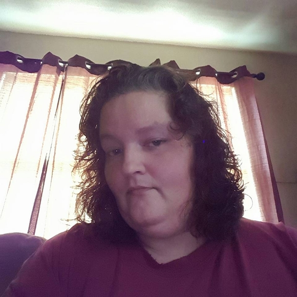 Meet your Posher, Jolynn - Picture 1 of 1