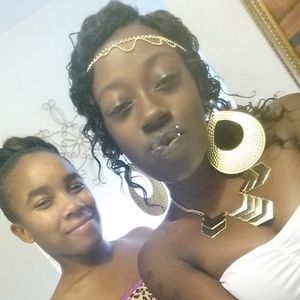 Meet your Posher, Fatima