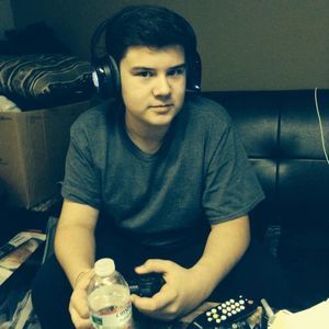 Meet your Posher, Ethan