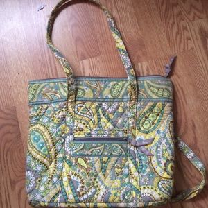 Vera Bradley floral hand bag