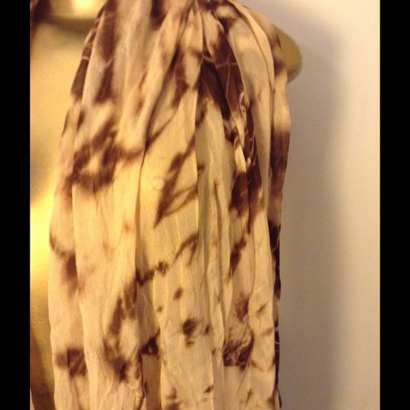 🌹Must have fall brown and cream blanket scarf🌹 - Picture 2 of 2