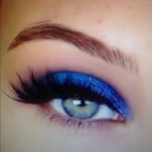 Meet your Posher, Ash