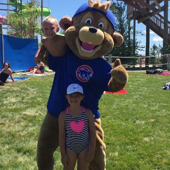 Meet your Posher, Janet - Picture 1 of 1