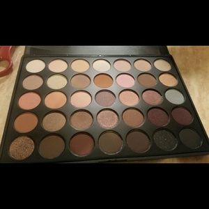 Morphe 35w palette