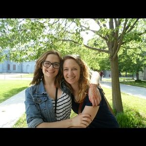 Meet your Posher, Abigail