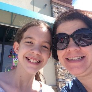 Meet your Posher, Sandy