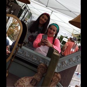 Meet your Posher, Ally