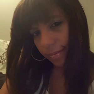 Meet your Posher, Joy