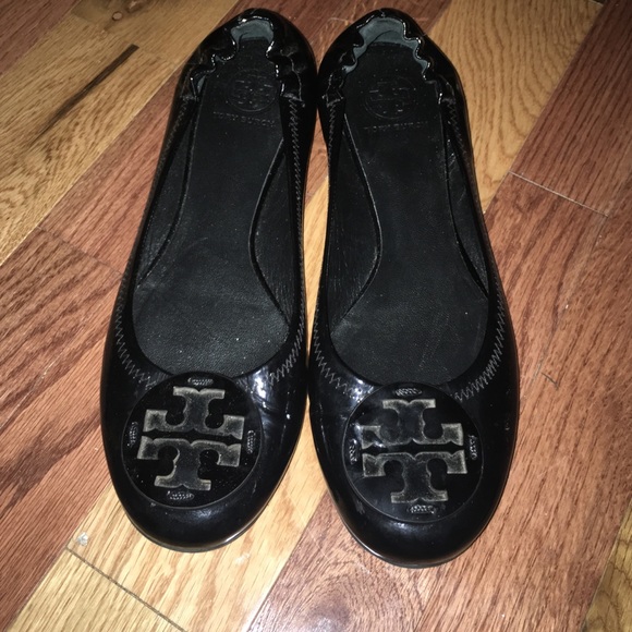 Black Patent leather Reva