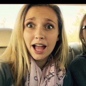 Meet your Posher, Abby