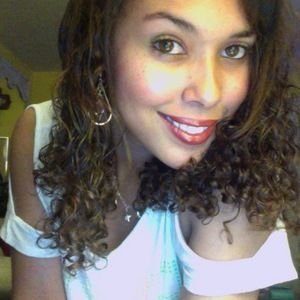 Meet your Posher, Alexandra