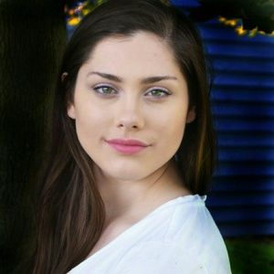 Meet your Posher, Victoria