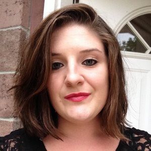 Meet your Posher, Chloe