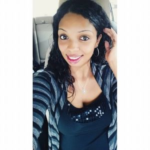 Meet your Posher, Crystal