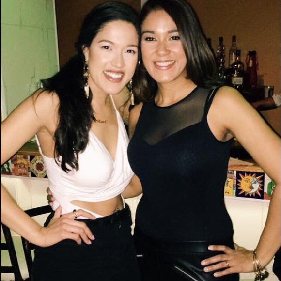 Meet your Posher, Cindy - Picture 3 of 4