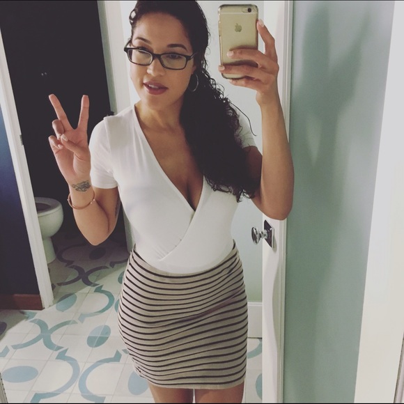 Meet your Posher, Cindy - Picture 4 of 4