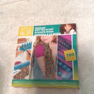 Style me up knitted fashion scarf kit