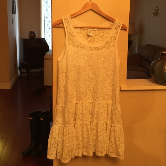 Ellison white floral lace dress