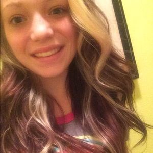 Meet your Posher, Cara