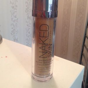 Urban Decay naked skin foundation