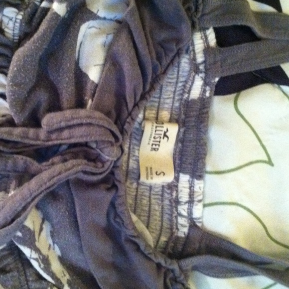 Hollister Tank Top - Picture 2 of 2