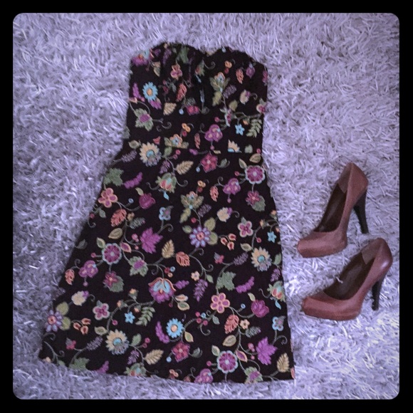 🌻Aborable Strapless Dress🌻