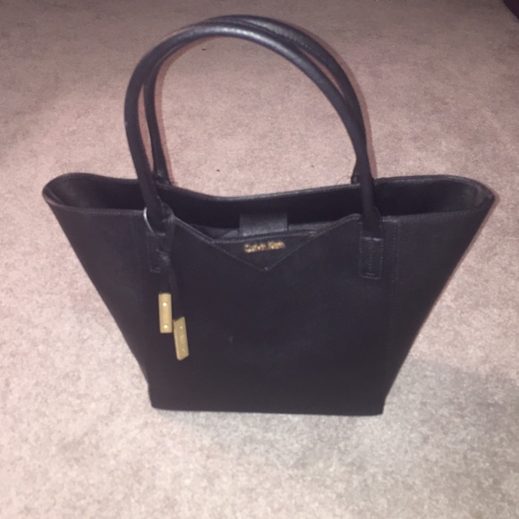 Calvin Klein Handbags - CALVIN KLEIN BLACK BEAUTIFUL TOTE