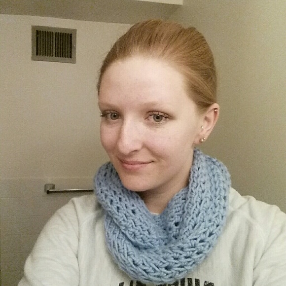Homemade infinity scarf - Picture 4 of 4
