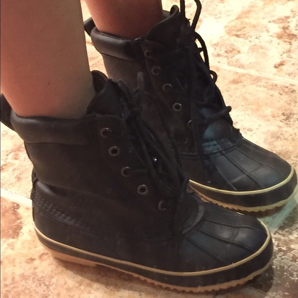 Duck boots winter rain brand new 6