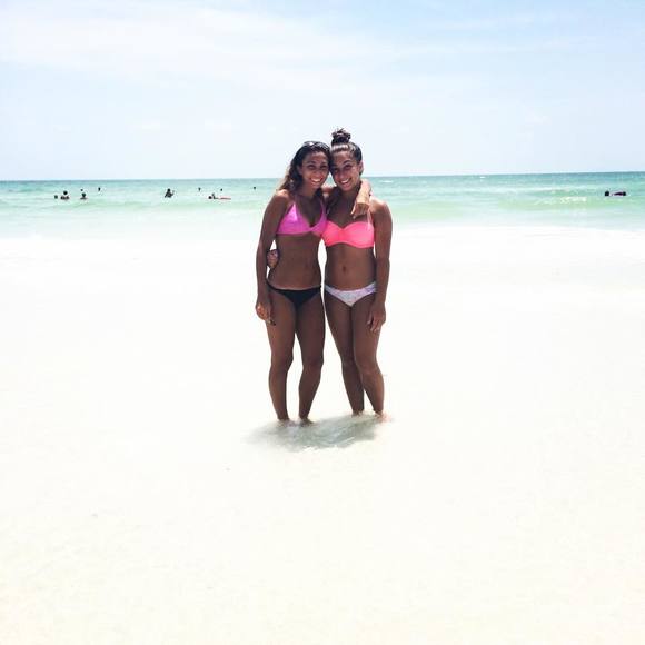 Meet your Posher, Francesca - Picture 1 of 1