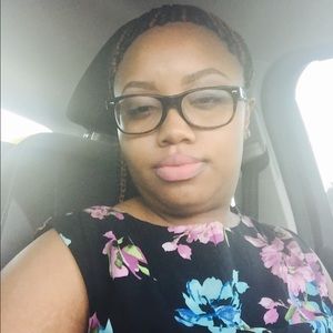 Meet your Posher, Alandrea