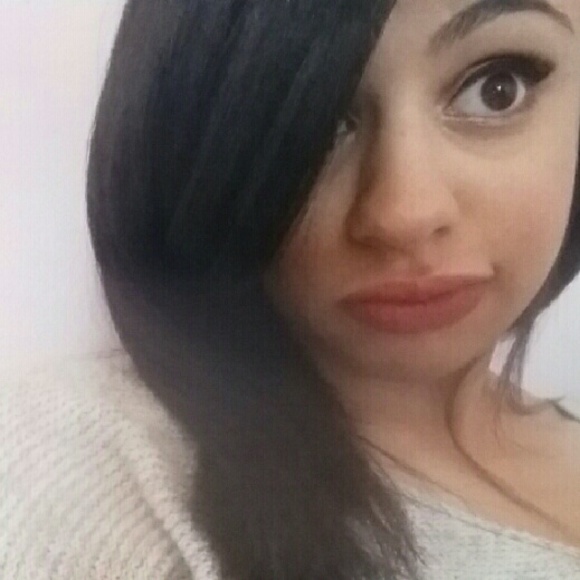 Meet your Posher, Jasmine - Picture 3 of 4