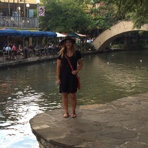 Meet your Posher, Jodi