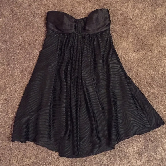 Black strapless cocktail dress - Picture 1 of 3
