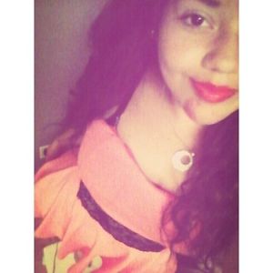 Meet your Posher, Mariela