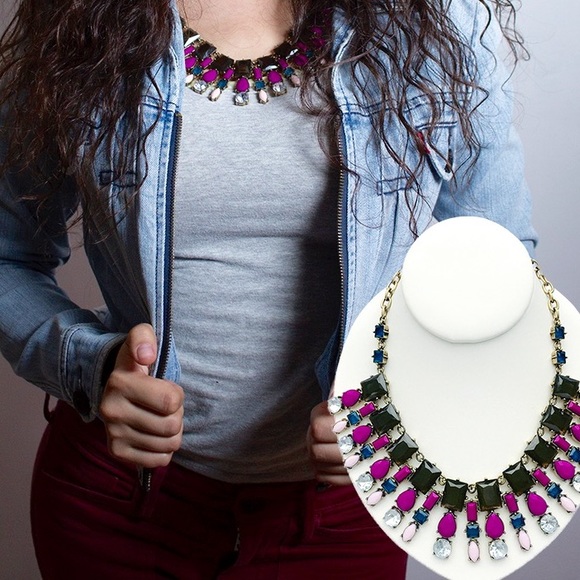 Statement Necklace!
