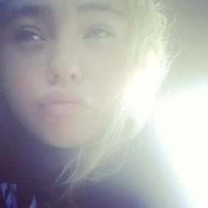 Meet your Posher, Bailey