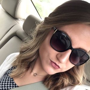 Meet your Posher, Kaitlyn