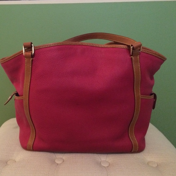 Stunning Dooney & Bourke Leather Kristen tote bag