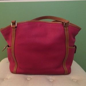 Stunning Dooney & Bourke Leather Kristen tote bag
