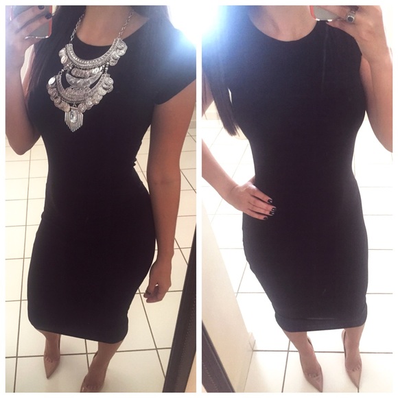 Dresses & Skirts - ❌SOLD❌ Black Cap Sleeve Midi Dress