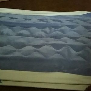 Meet your Posher, Gloria