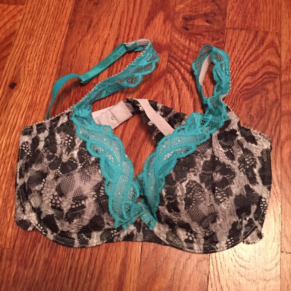 Victoria's Secret Very Sexy Bra 34B
