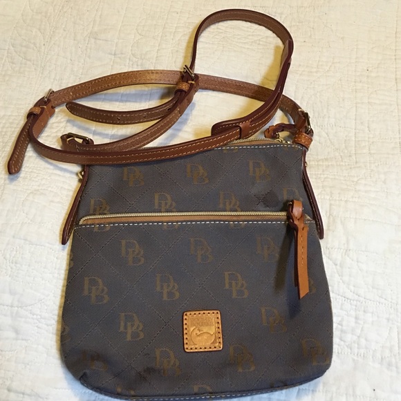 Dooney and Bourke shoulder cross purse