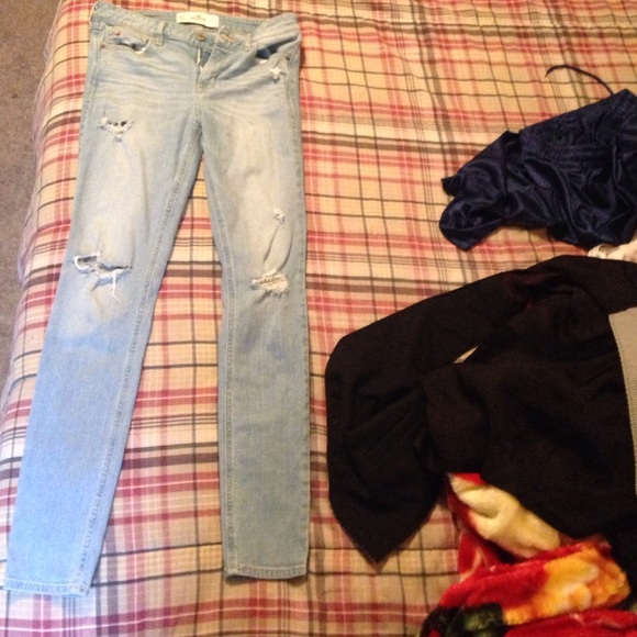 Hollister jeans !