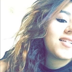 Meet your Posher, Jaqueline