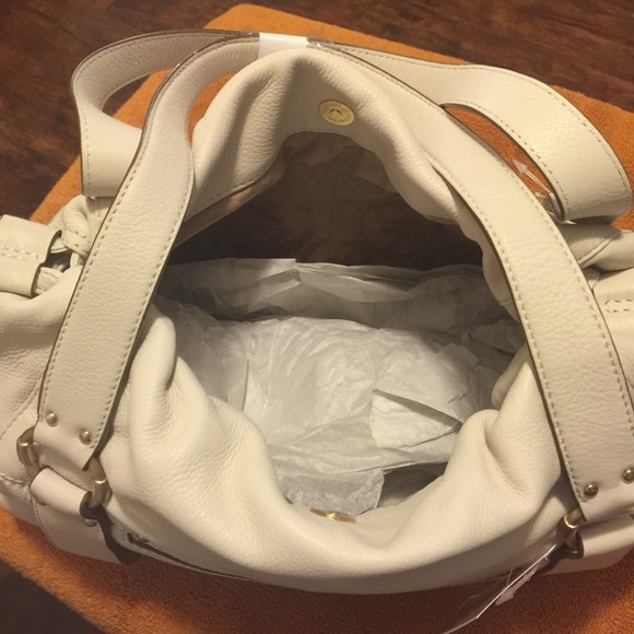 Michael Kors Large Austin Drawstring Satchel - Picture 3 of 4