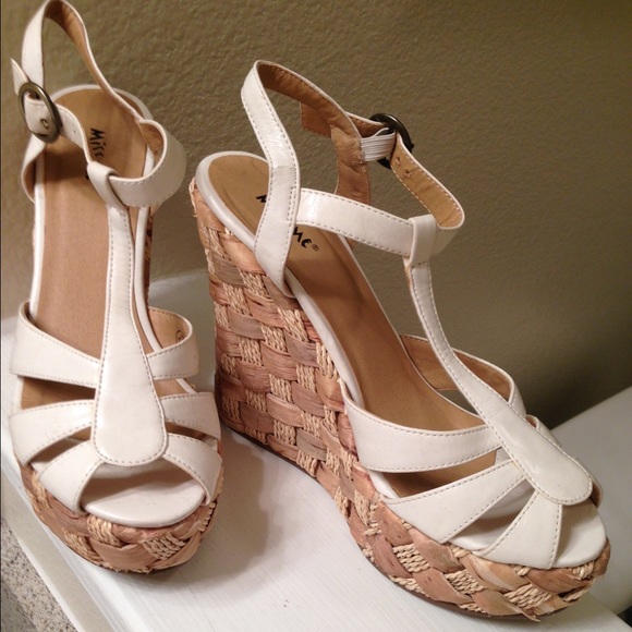 White Basket Weave Wedge Platform Sandals