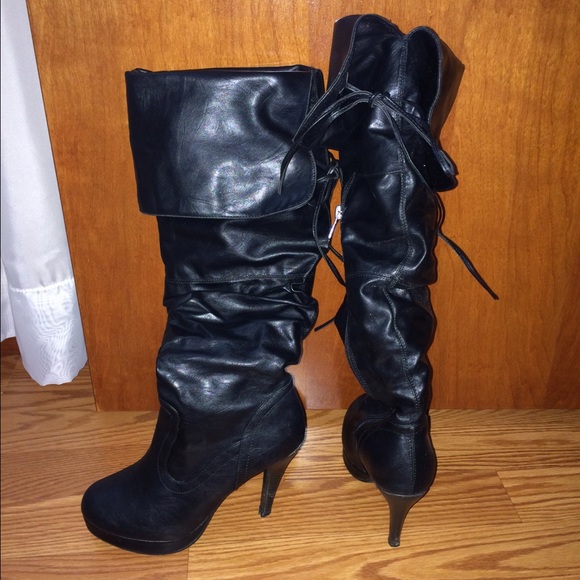 Heeled Black Leather Boots - Picture 1 of 1